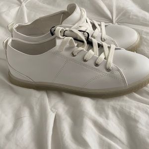 New with tags Zara white sneakers 39